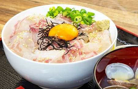 ななさと翔裕館 丼物