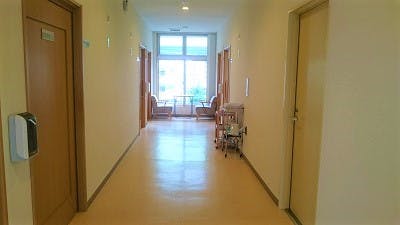 ハートヒルズ岩塚 廊下