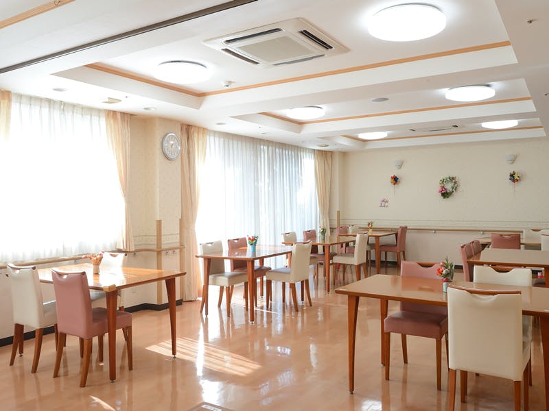 介護付有料老人ホーム プレザンメゾン吹田 食堂