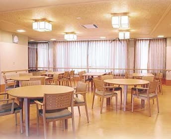 介護付き有料老人ホーム悠悠 食堂・談話室