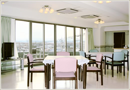 ベルケア中神 ラウンジダイニング