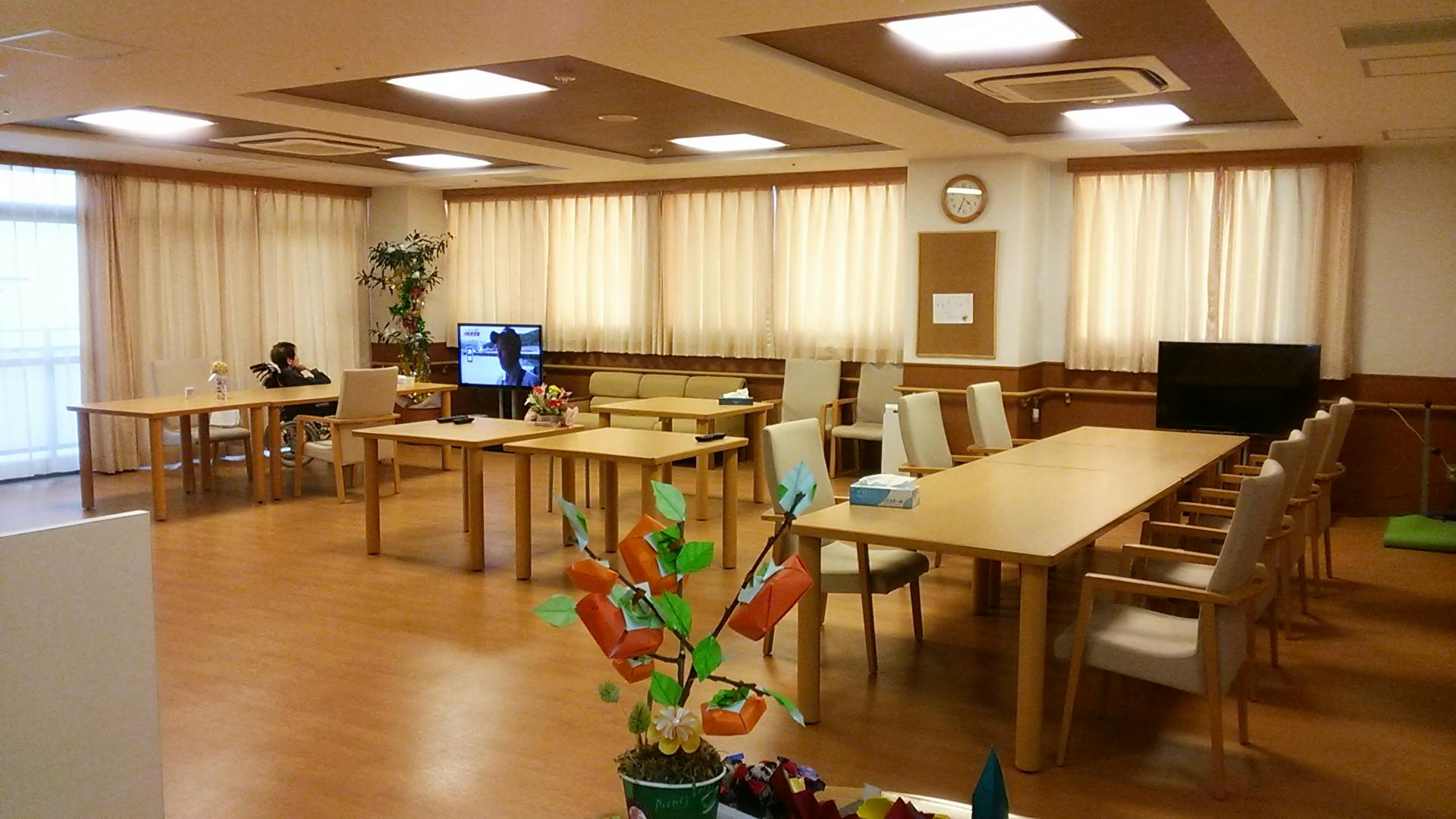 ニチイケアセンター名古屋みなと 食堂
