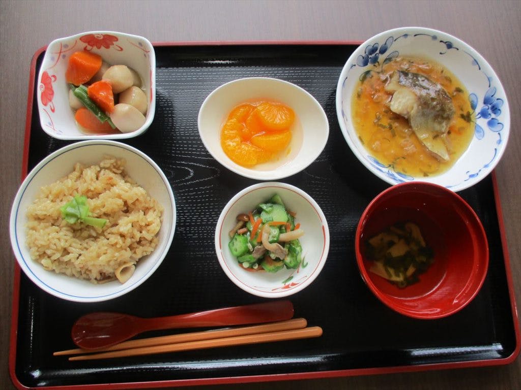 プレミアムハートライフ大岩 通常食