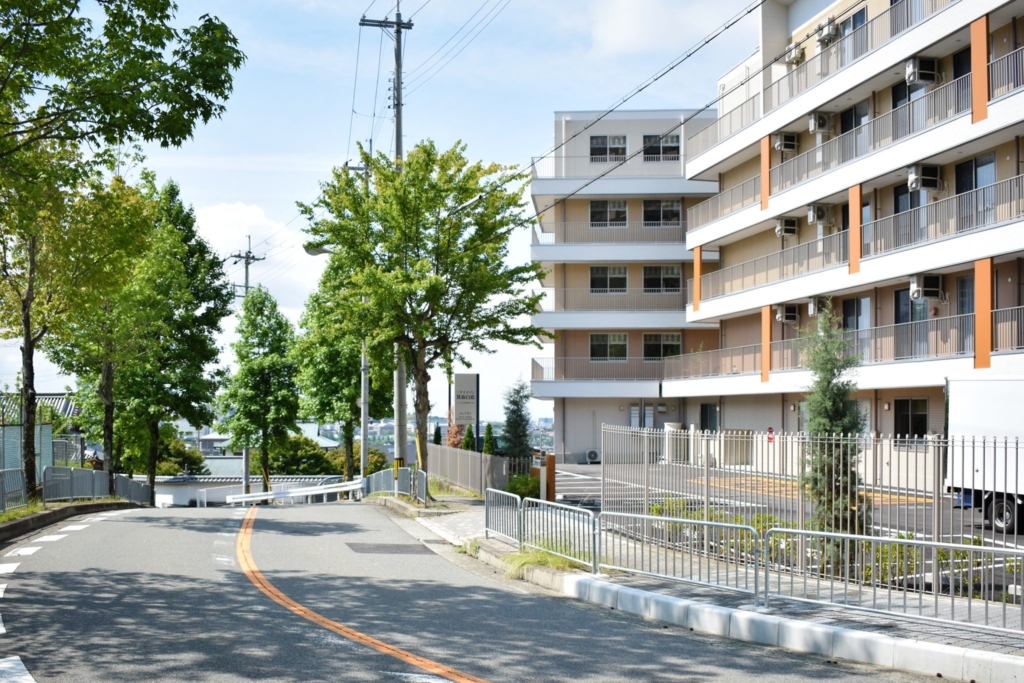 ニチイメゾン箕面白島 外観