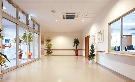 住宅型有料老人ホーム 遊友館 エントランス