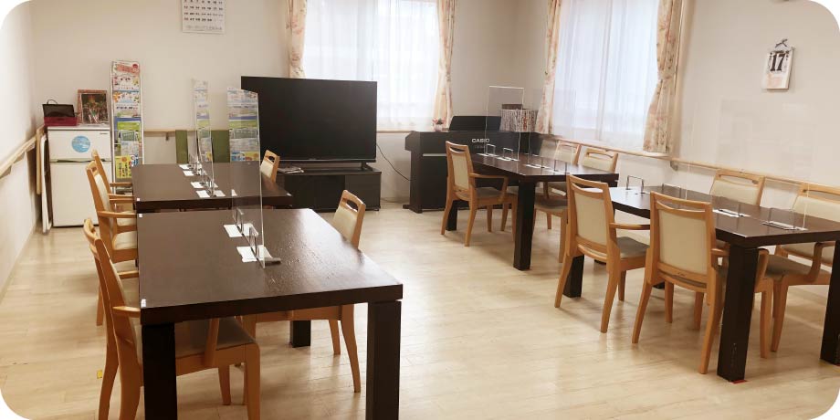 カミングホーム元八事 食堂