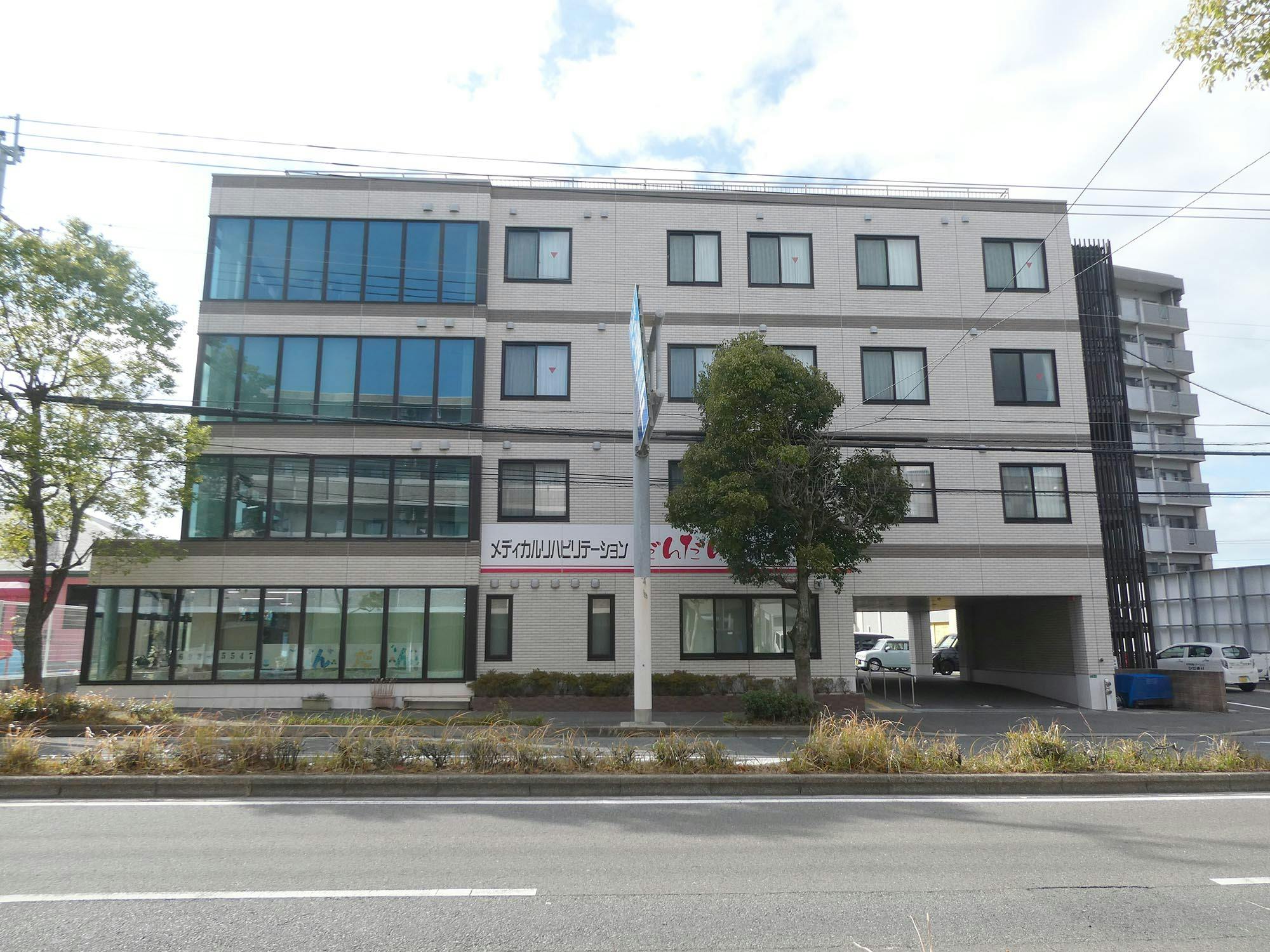 だんだんホーム 外観