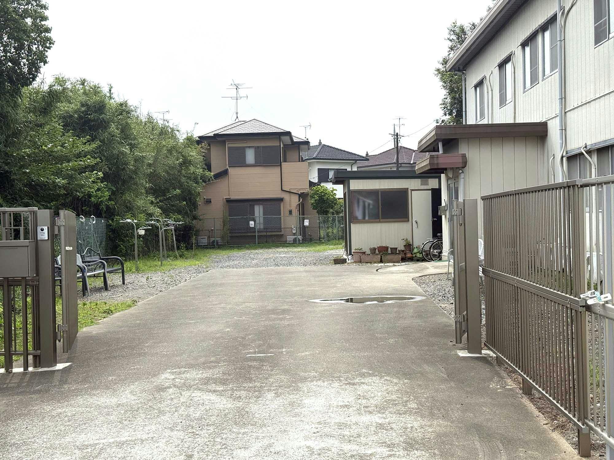 時の村東郷館 入口