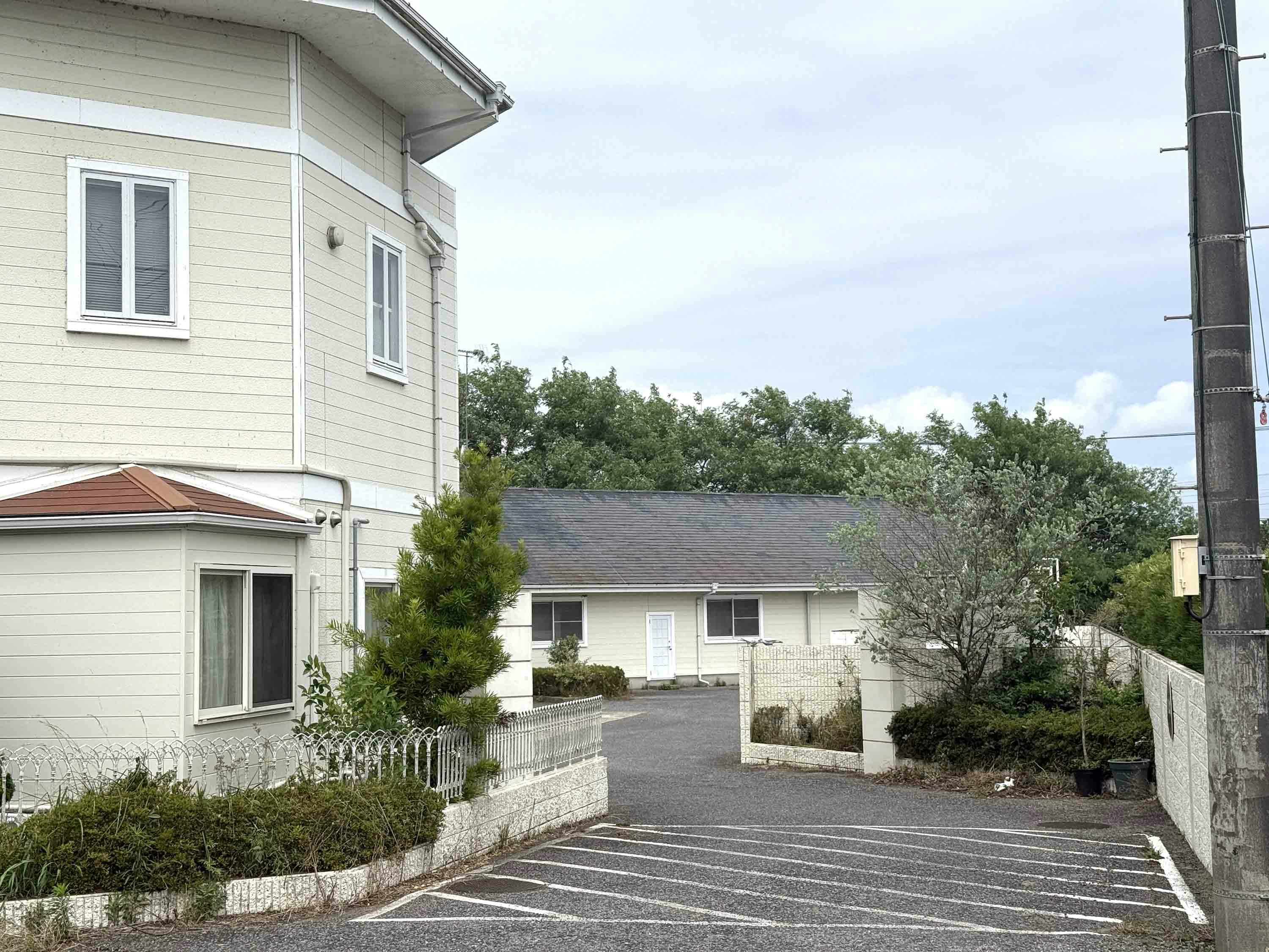 医療連携型サービス付高齢者向け住宅母里 外観