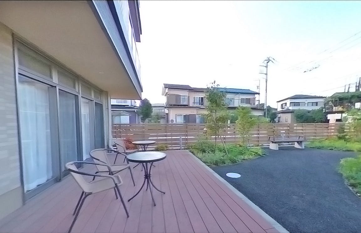 ココファン西鶴間 庭
