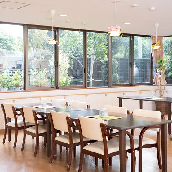 エクセルシオール湘南台 食堂