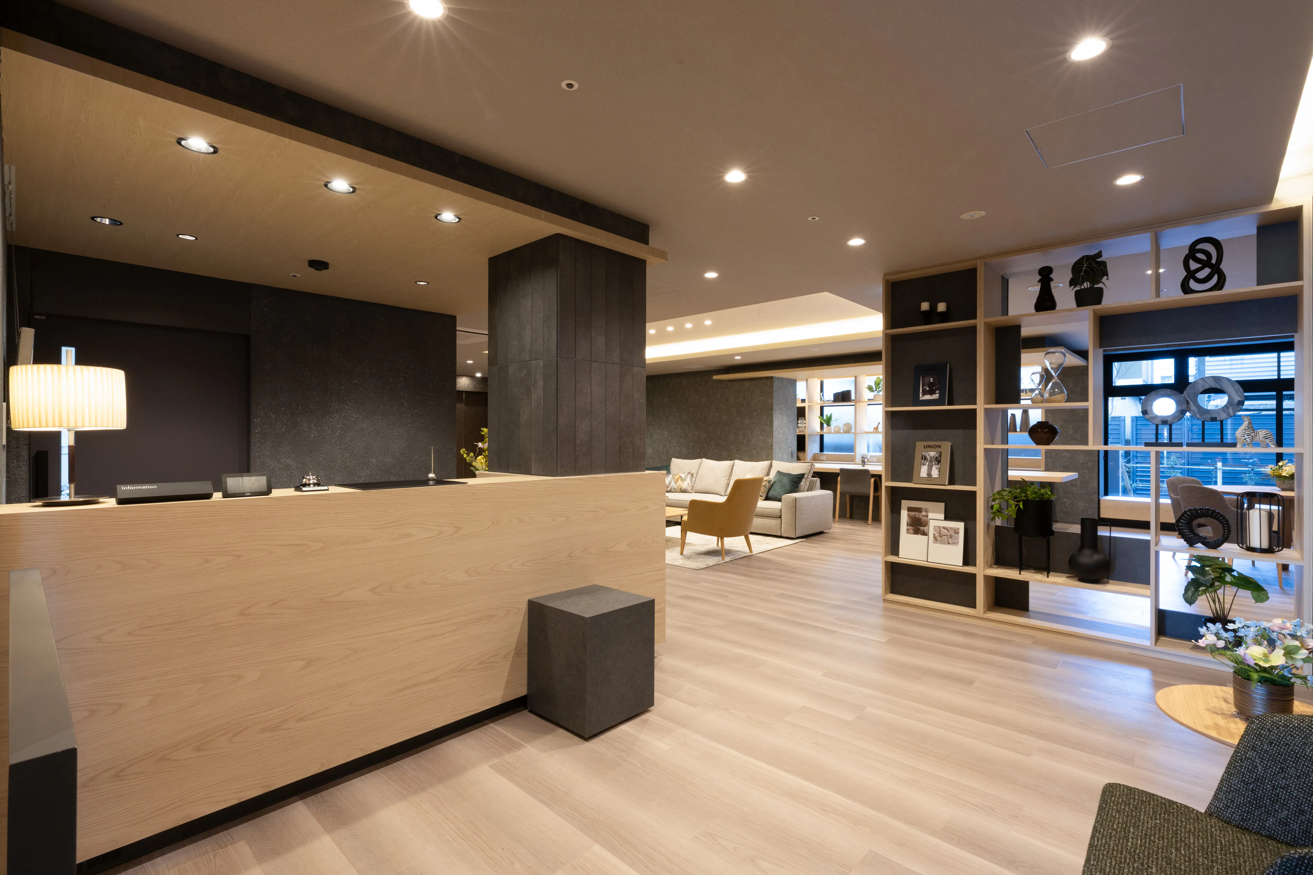 チャームスイート千歳烏山 