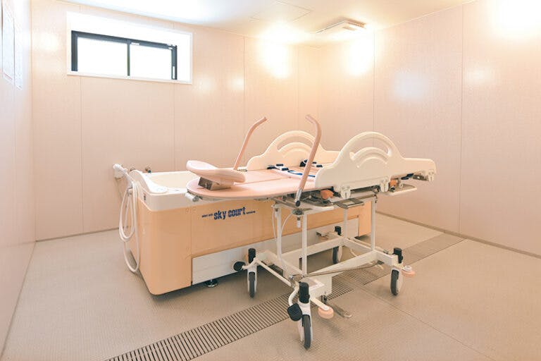 サービス付高齢者向け住宅　春陽 機械浴室