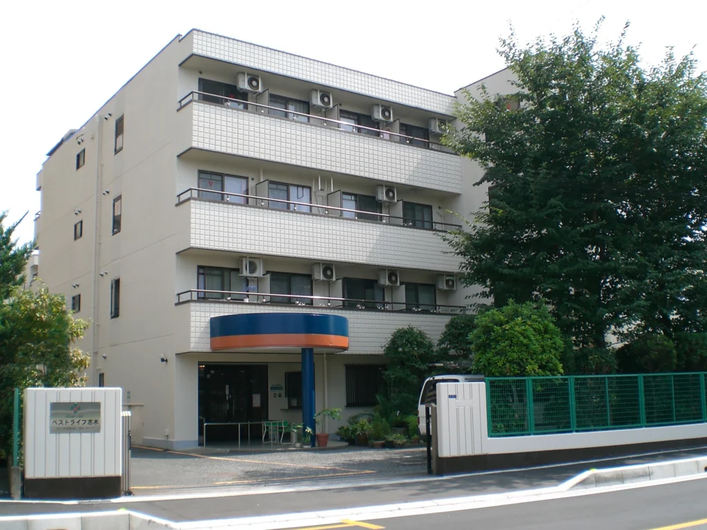 ベストライフ志木 外観