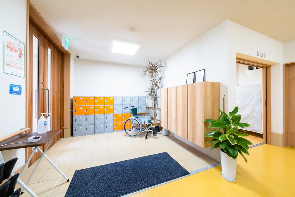 コージーガーデン東寝屋川II番館 玄関