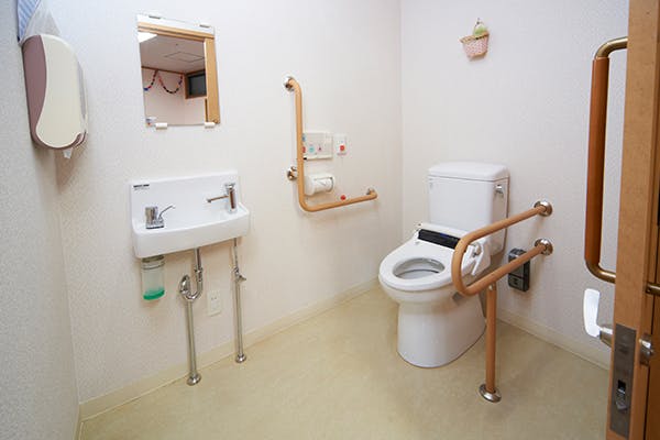 スーパー・コート堺神石2号館 共用トイレ