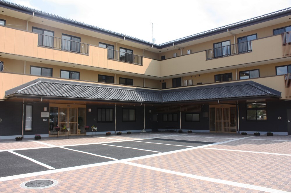 ミアヘルサオアシス柏豊四季 外観