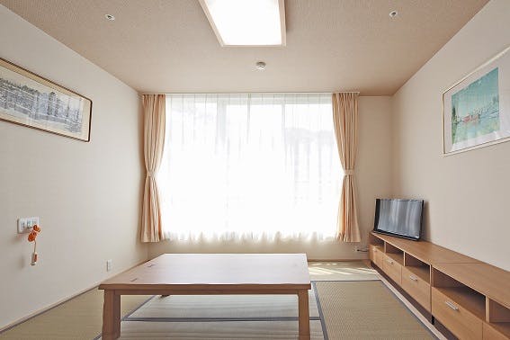 桜 居室