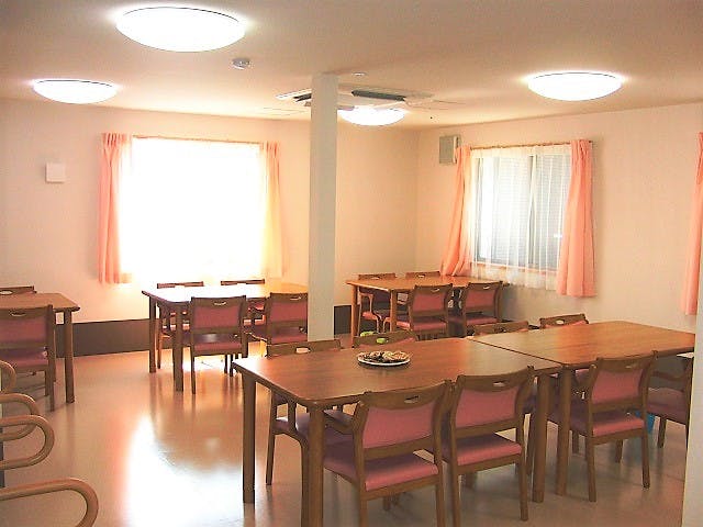 ライクファミリー岸和田 食堂