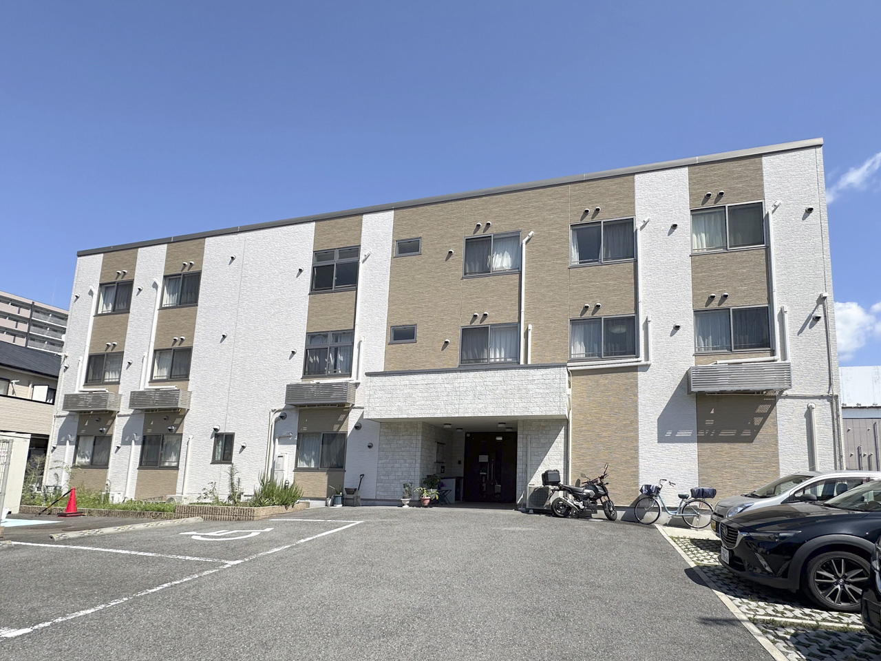 ココラ日根野 外観