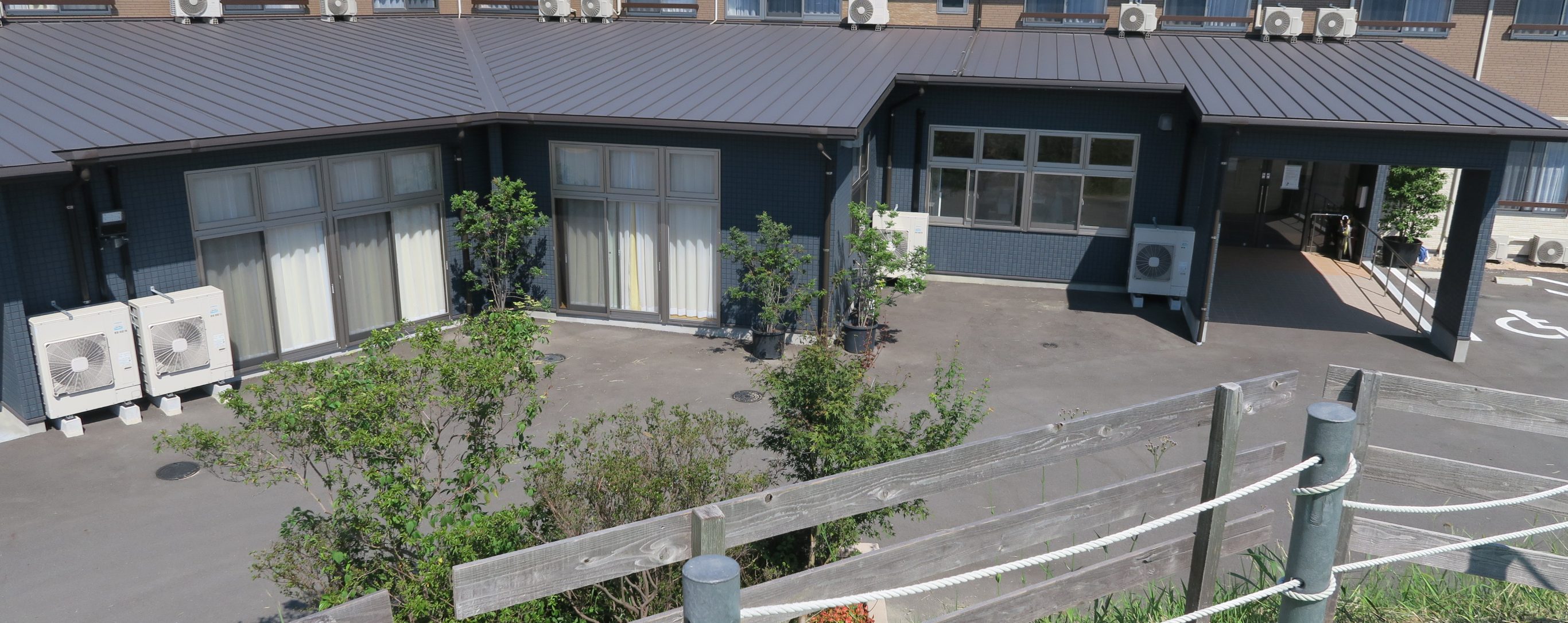 むべの里有料老人ホーム 輝き 外観1