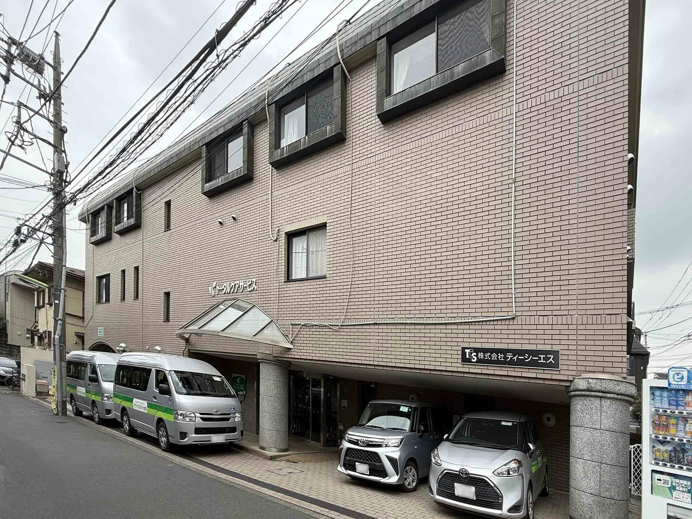 フラワーズホーム旗の台 駐車場