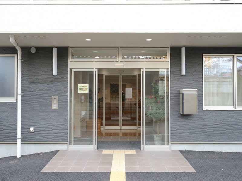 プレザンメゾン 横浜羽沢町 玄関