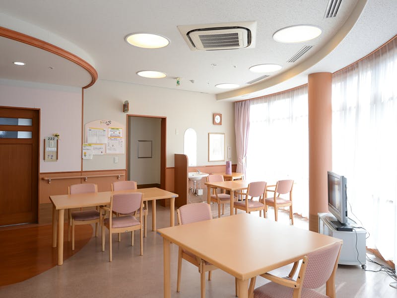 介護付き有料老人ホーム プレザンメゾンあじま 食堂
