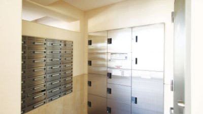 レオーダ経堂 宅配ボックス