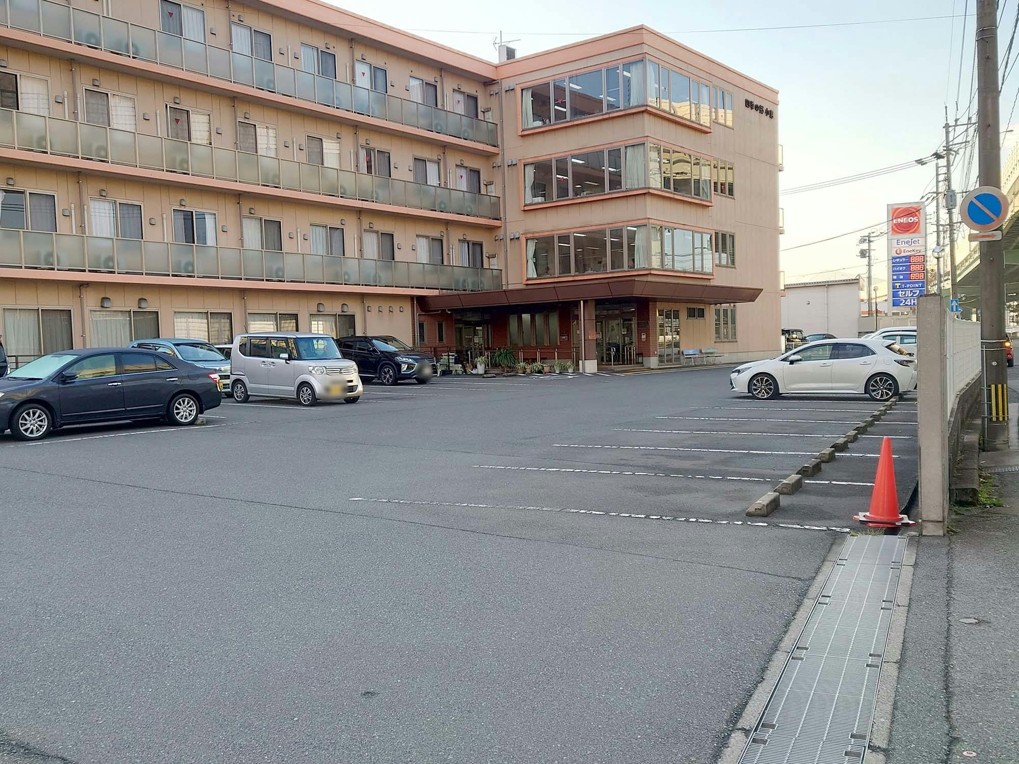 四季の郷 小倉 駐車場