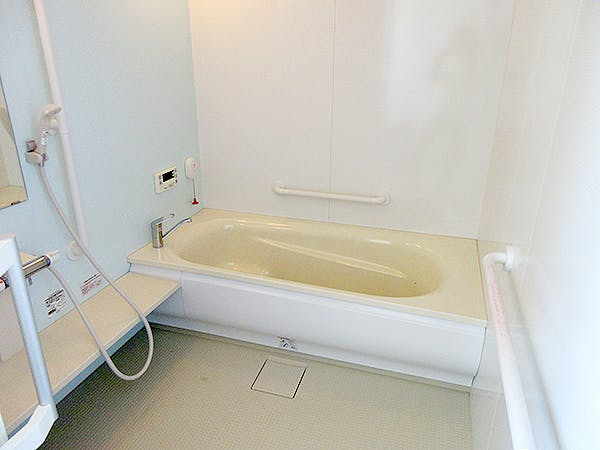 サービス付き高齢者向け住宅まごの手 個浴室