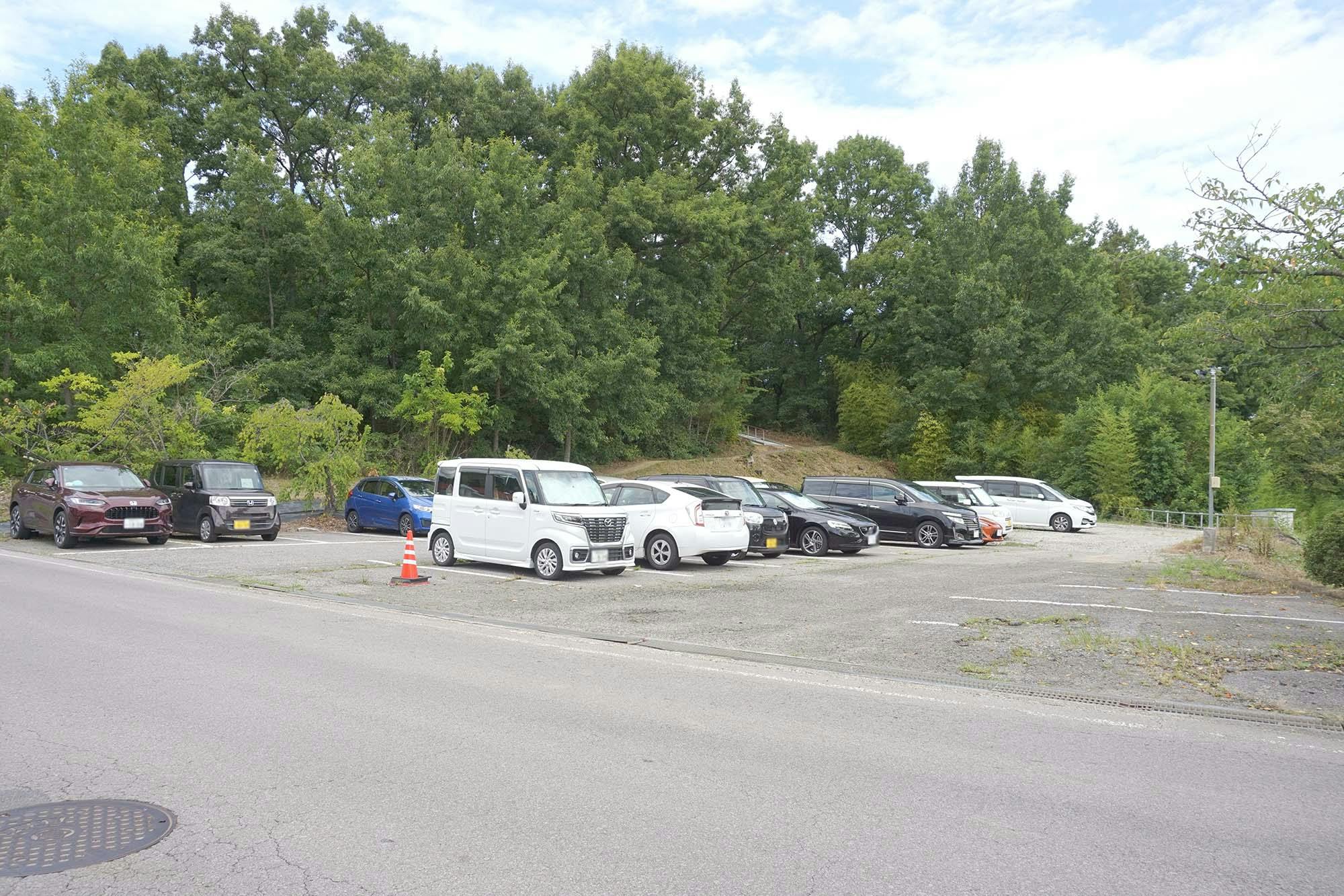 介護老人保健施設チェリーガーデン 駐車場