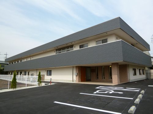 プラチナ・シニアホーム西東京ひばりヶ丘 外観