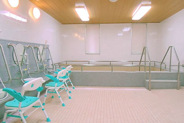 ココファン新座石神 大浴場