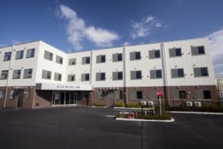 エイジ・ガーデン柏原 外観