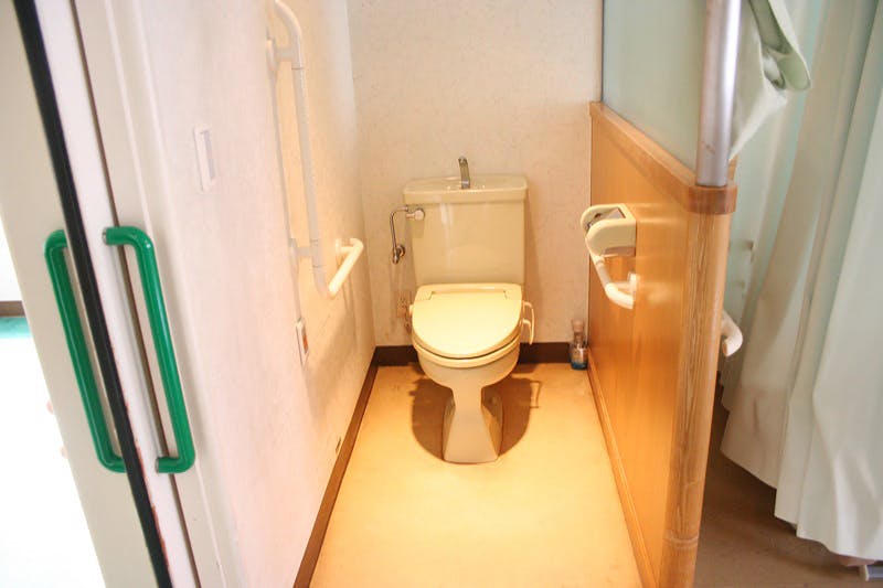 介護老人保健施設 南大沢ホロス由木 トイレ