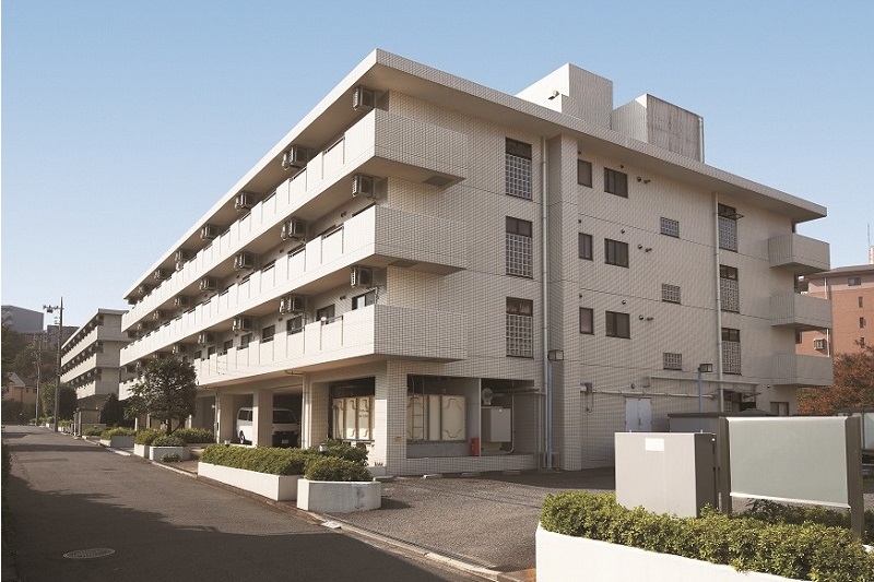 ニチイホーム仲町台 外観