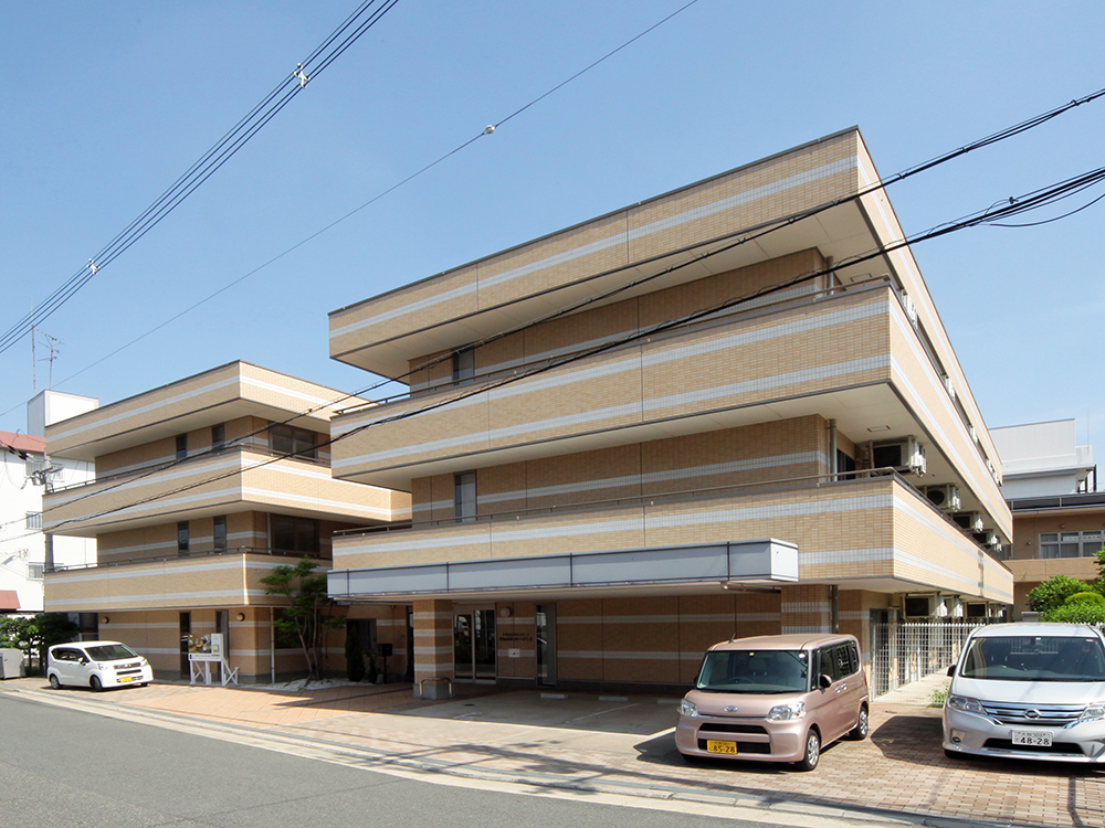 チャーム南いばらき 外観