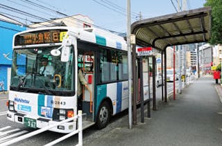 カルナス城野駅前 西鉄「三郎丸二丁目」バス停