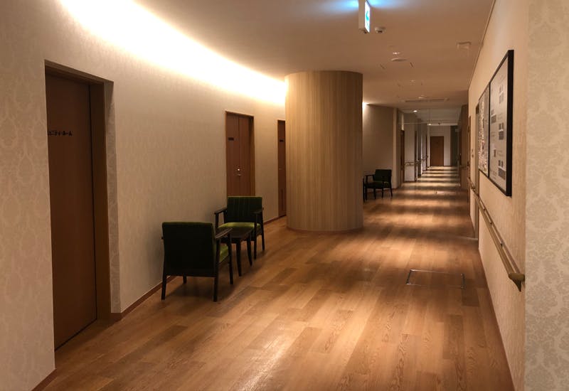 フェリーチェ・ヴィータ ロビーから食堂を見た景色