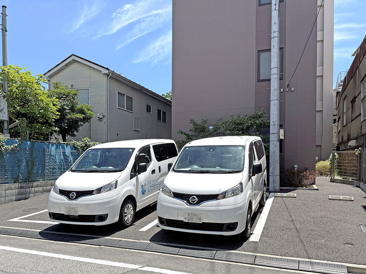 グループホームオアシスケア荒川 駐車場