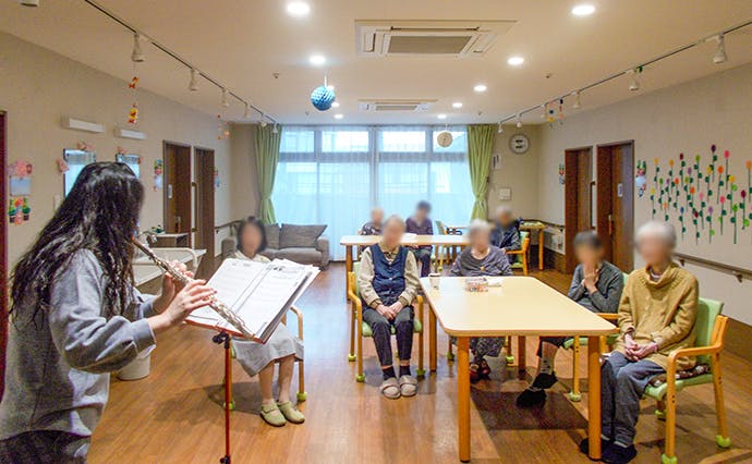 ヒューマンライフケア立川グループホーム 音楽会
