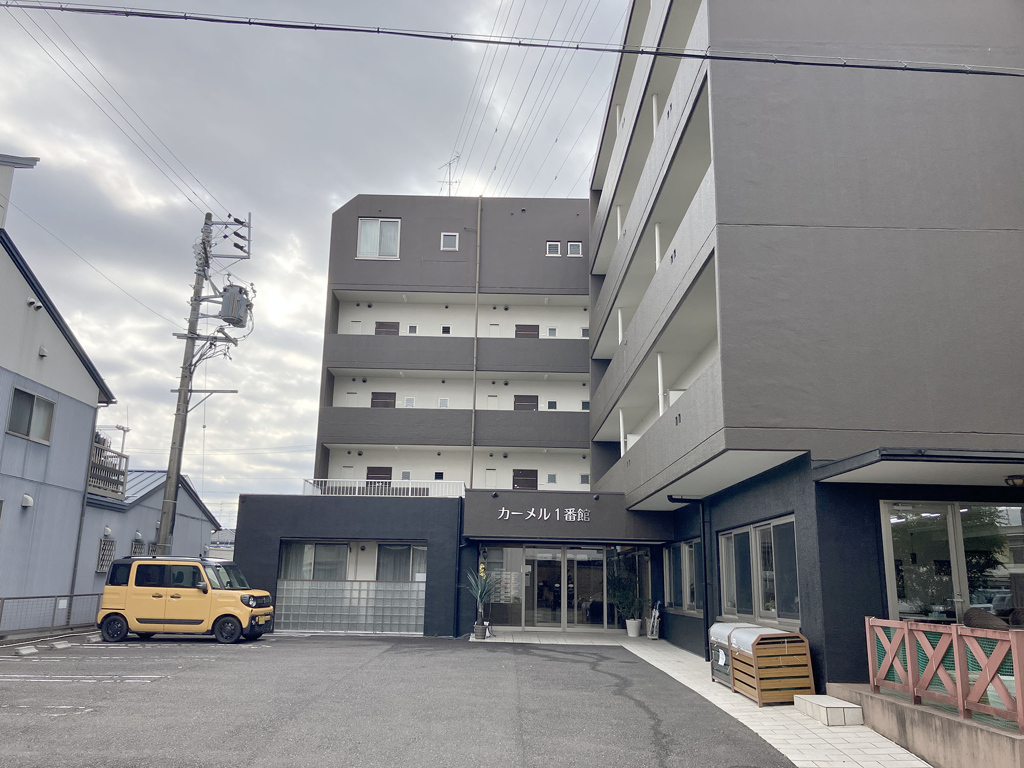 カーメル１番館 外観