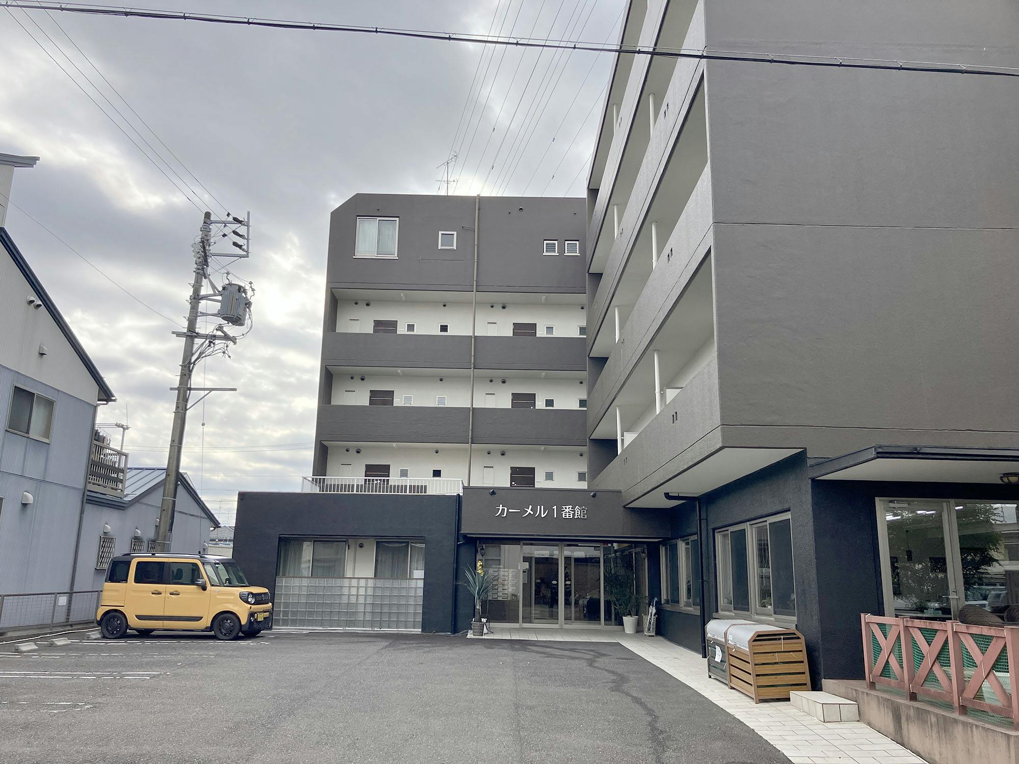 カーメル１番館 外観