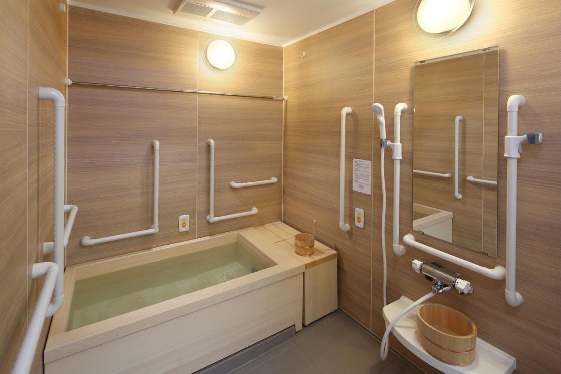 グランダ鵠沼海岸 1F 檜風呂