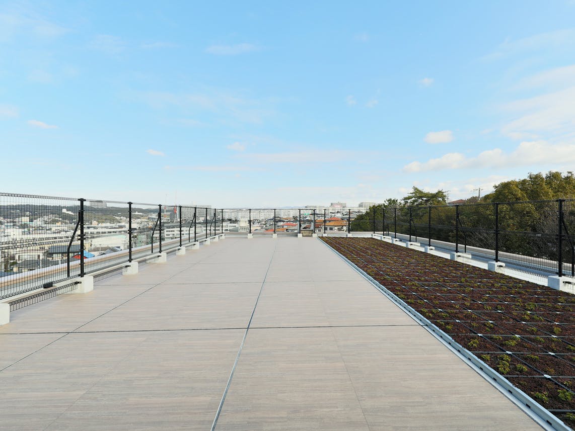 プレザンメゾン神戸ジェームス山 屋上