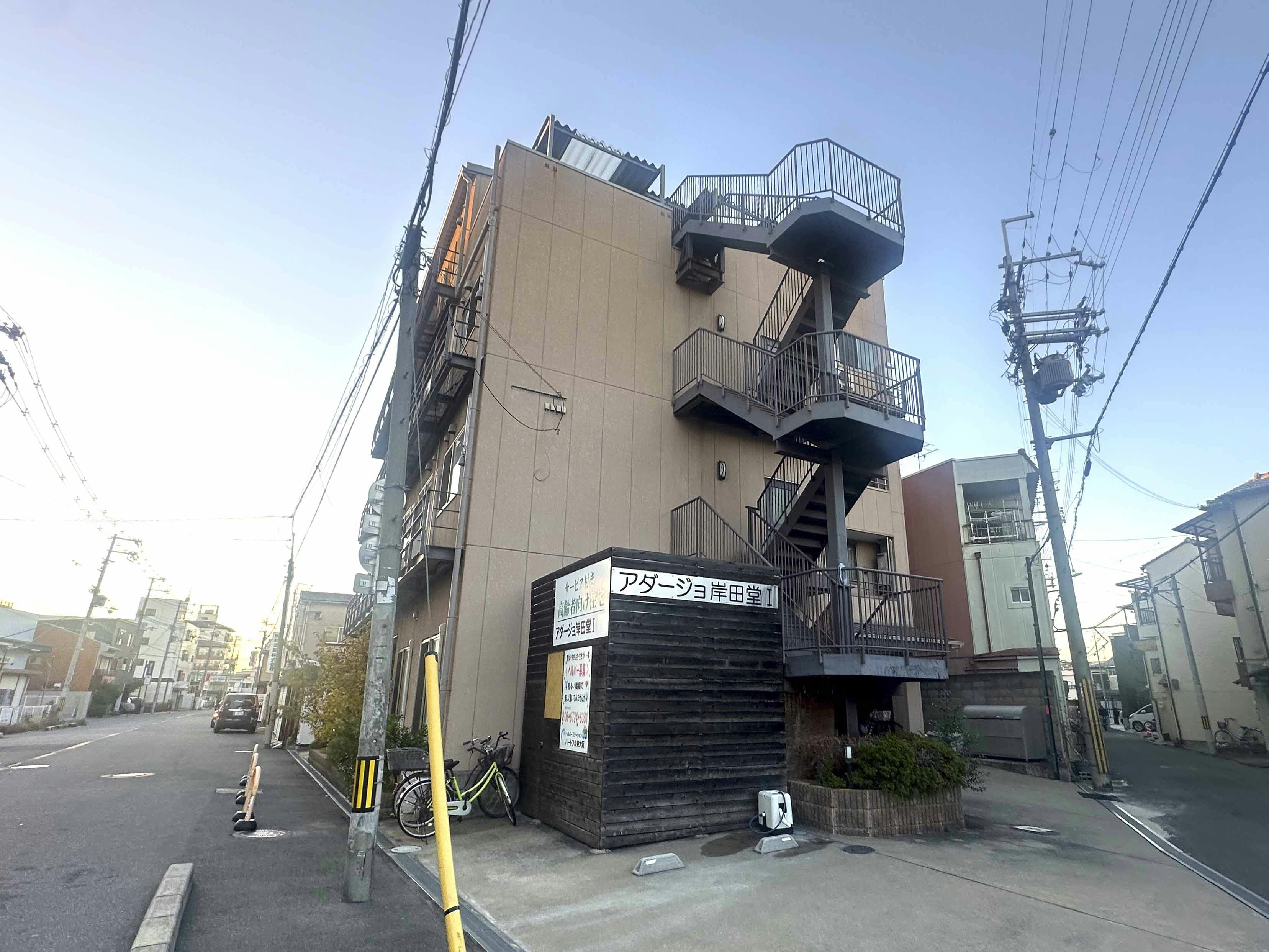 アダージョ岸田堂Ⅰ 外観