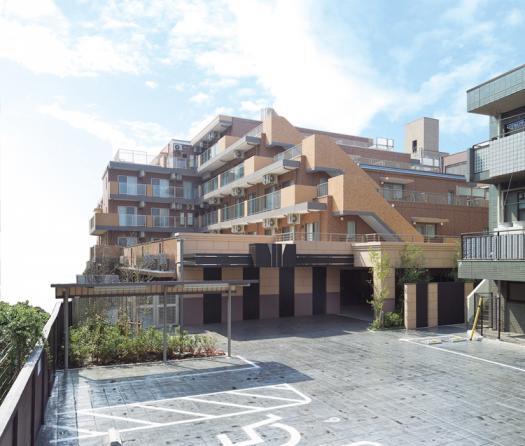 SOMPOケアラヴィーレ仙川 外観