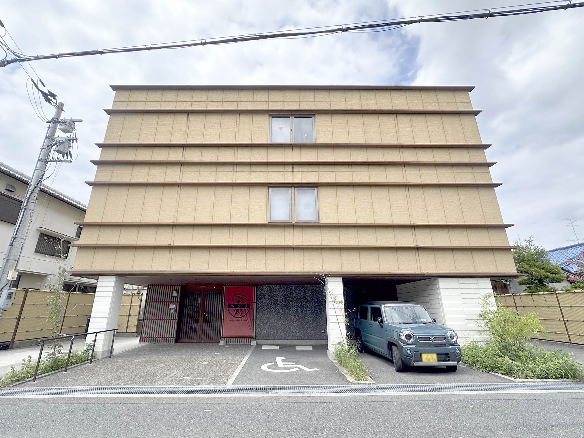 エクラ交野 外観