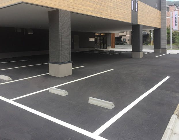 リアンレーヴ京都山科 駐車場